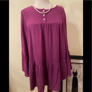 Soft Surroundings tunic size M long bell sleeves  purple color